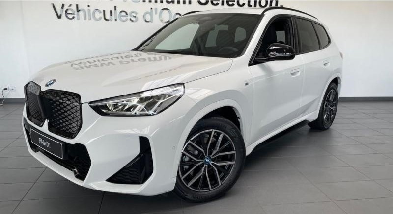 BMW iX1 xDrive30 313ch