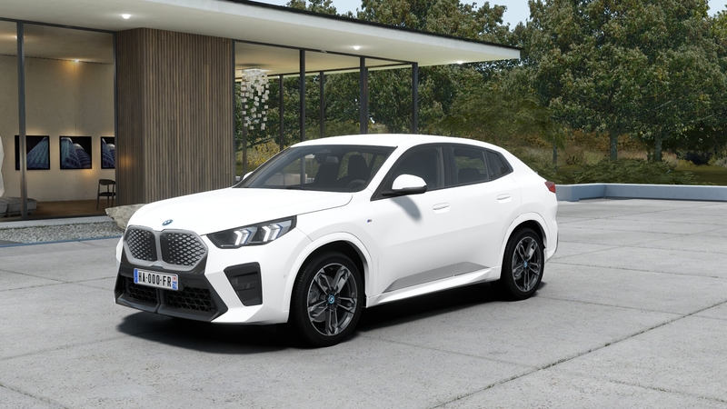 BMW iX2 eDrive20 204ch