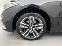 BMW (F40) 116D 116CH DKG7 BUSINESS DESIGN