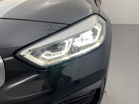 BMW (F40) 116D 116CH DKG7 BUSINESS DESIGN