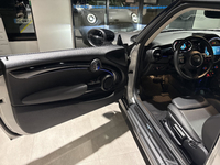 MINI (F56) COOPER 136CH CAMDEN BVA7