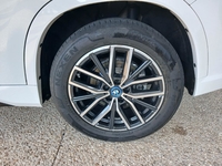 BMW (U11) IX1 EDRIVE 20 204CH M SPORT BVA