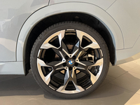 BMW (U10) SDRIVE 18D 150 M SPORT