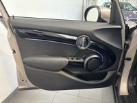 MINI Hatch 5 Portes One 102 ch Edition Camden