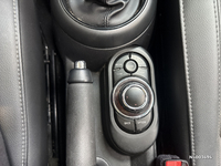 MINI Hatch 3 Portes One 102 ch DKG7 Edition Camden