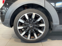 MINI Hatch 5 Portes Cooper 136 ch Edition Blackfriars