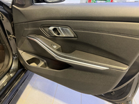 BMW 330e 292 ch BVA8 Business Design