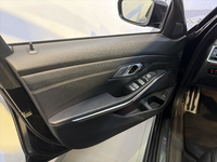 BMW 330e 292 ch BVA8 Business Design