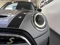 MINI Hatch 3 Portes Cooper SE 184 ch Edition Premium