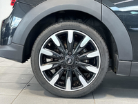 MINI Hatch 5 Portes Cooper 136 ch DKG7 Edition Premium