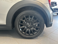 MINI Hatch 3 Portes Cooper 136 ch DKG7 Edition Camden