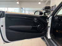 MINI Hatch 3 Portes Cooper 136 ch DKG7 Edition Resolute Plus
