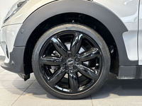 MINI Clubman Cooper 136 ch DKG7 Edition Knightsbridge