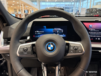 BMW iX2 eDrive20 204 ch M SPORT (U10)