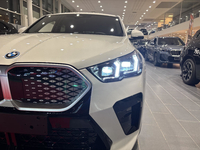 BMW iX2 eDrive20 Msport 204 ch (U10)