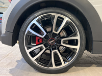 MINI Hatch 3 Portes John Cooper Works 231 ch BVA8 JCW