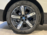 BMW iX xDrive50 523ch