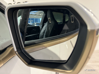 BMW iX xDrive50 523ch