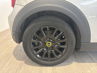 MINI Hatch 3 Portes Cooper SE 184 ch Essential