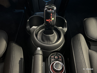 MINI Hatch 5 Portes Cooper 136 ch DKG7 Edition Resolute Plus