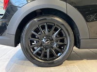 MINI Hatch 5 Portes Cooper 136 ch DKG7 Edition Resolute Plus