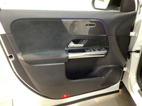 MERCEDES-BENZ GLA 200 d 8G-DCT AMG Line