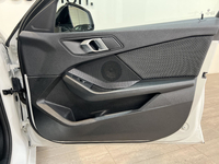 BMW 116i 109 ch M Design