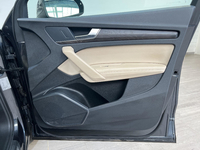 AUDI Q5 50 TFSIe 299 S tronic 7 Quattro Avus