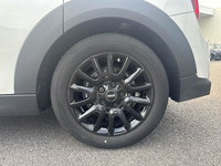 MINI COOPER 136 CH PREMIUM BVA7 5 PORTES