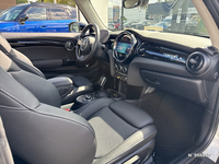 MINI (F56) COOPER SE 184 CAMDEN BVA