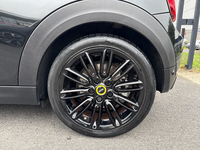 MINI Hatch 3 Portes Cooper SE 184 ch Edition Premium Plus