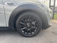 MINI COOPER 136 CH 3 PORTES EDITION GREENWICH BVA7