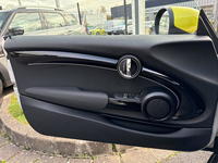 MINI (F56) COOPER SE 184 CAMDEN BVA