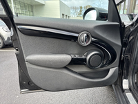 MINI (F55) ONE 102 CH GREENWICH