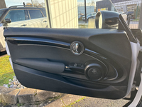 MINI (F56) COOPER SE 184 PREMIUM PLUS BVA