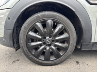 MINI (F60) ONE D 116 LONGSTONE BVA7