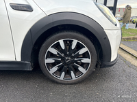 MINI (F56) COOPER 136 PREMIUM PLUS BVA7