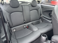 MINI (F56) COOPER SE 184 PREMIUM PLUS BVA