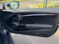 MINI (F56) COOPER 136 CAMDEN BVA7