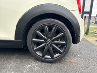 MINI (F56) COOPER S 192 RED HOT CHILI BVA6