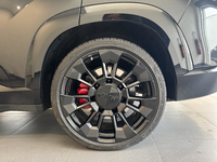 BMW (G09) XM LABEL RED 4.4 V8 748