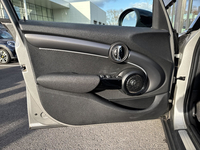 MINI (F55) COOPER 136cv PREMIUM PLUS DKG7