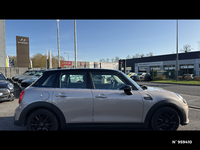 MINI (F55) COOPER 136 CAMDEN BVA7