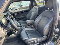 MINI (F56) COOPER SE 184 RESOLUT PLUS BVA