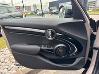 MINI (F55) COOPER 136 PREMIUM PLUS BVA7