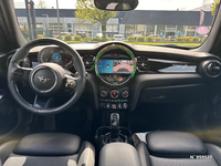 MINI (F55) COOPER S 178 CAMDEN BVA7