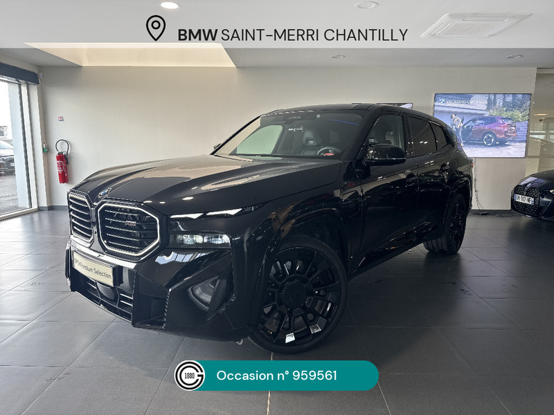 BMW (G09) XM LABEL RED 4.4 V8 748