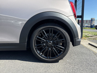 MINI (F56) COOPER 136 PREMIUM PLUS BVA7
