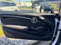 MINI (F56) COOPER SE 184 PREMIUM BVA