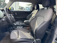 MINI (F56) COOPER SE 184 ESSENTIAL BVA